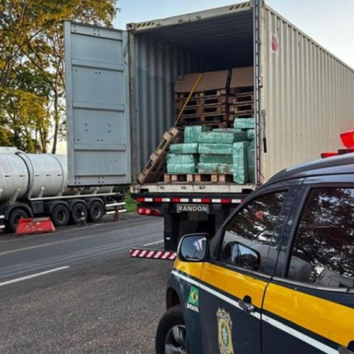 Mais de uma tonelada de maconha é apreendida na BR-376